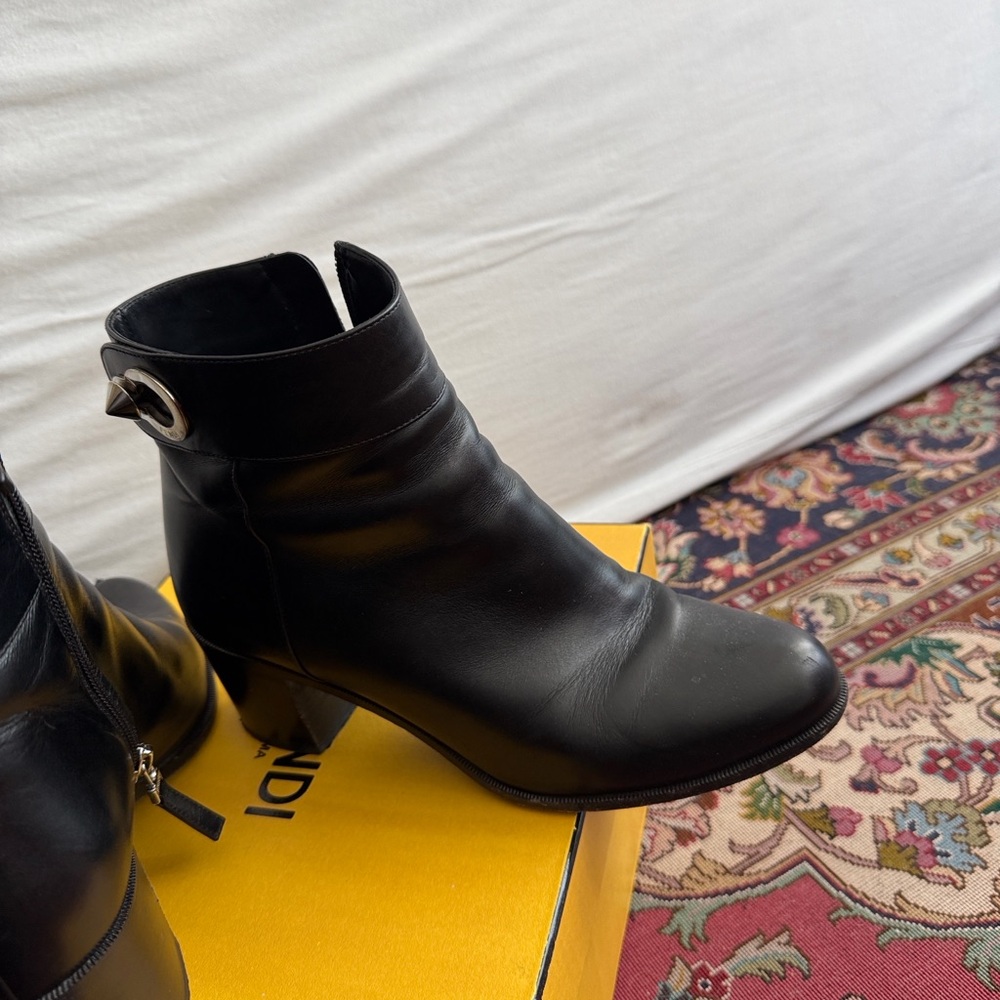 FENDI Black Women's Leather Ankle Boots - Picture 7 of 16